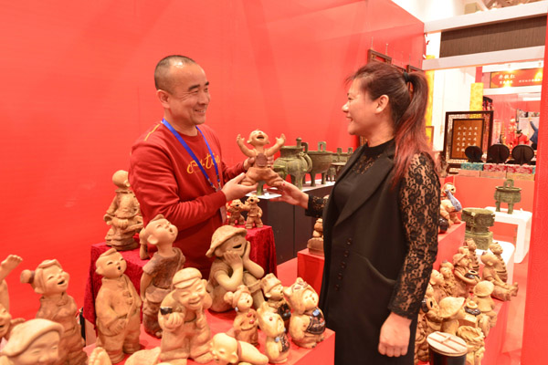 第七届中国画节开幕 中外艺术名家名作聚集画都潍坊