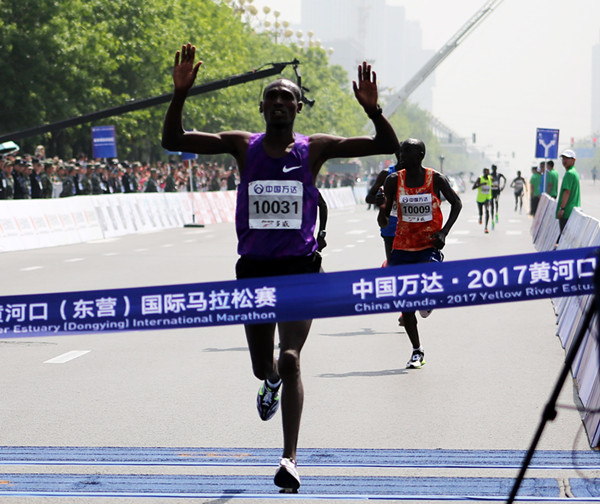 2017黄河口（东营）国际马拉松赛成功举行 非洲选手包揽前三甲