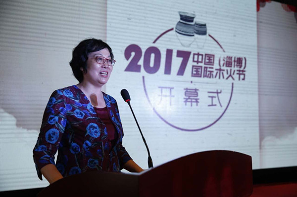2017淄博国际木火节开幕 12国陶艺大师现场制陶
