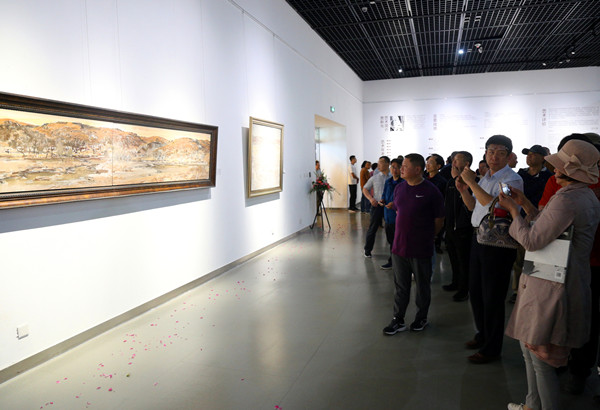 “故园天香—贾新光艺术文献展”在山东博物馆开展