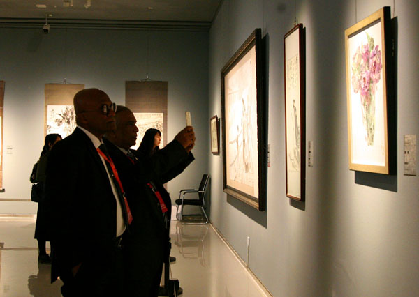 山东艺术学院举办建校60周年美术作品展